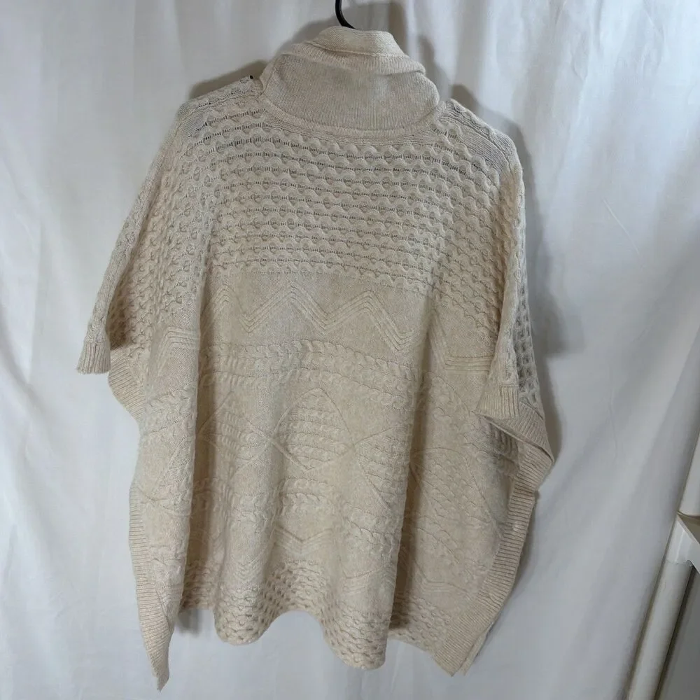 Westbound Women’s Poncho Sweater Size Large Cream New With Tags